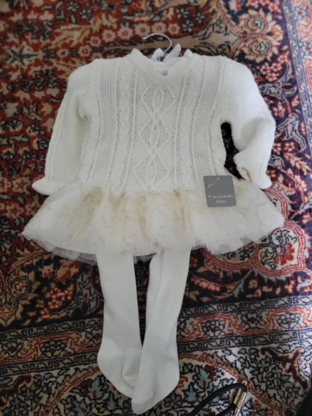 NWT Tahari Two piece Size 3months